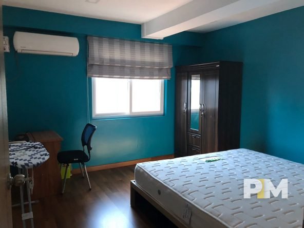 bedroom in apartment for rent