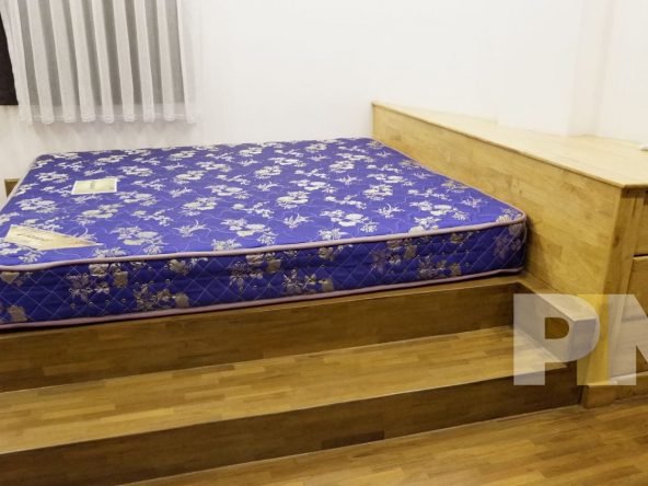 bedroom with steps