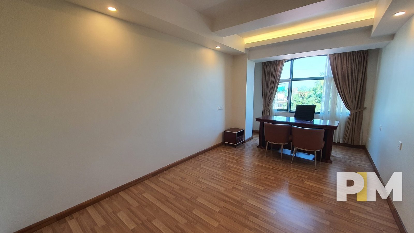 office room - property for rent in yangon