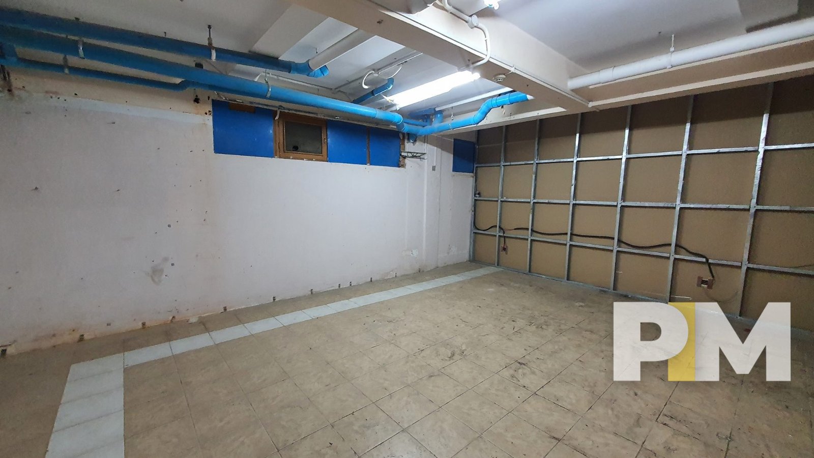 basement room in building for rent in yangon