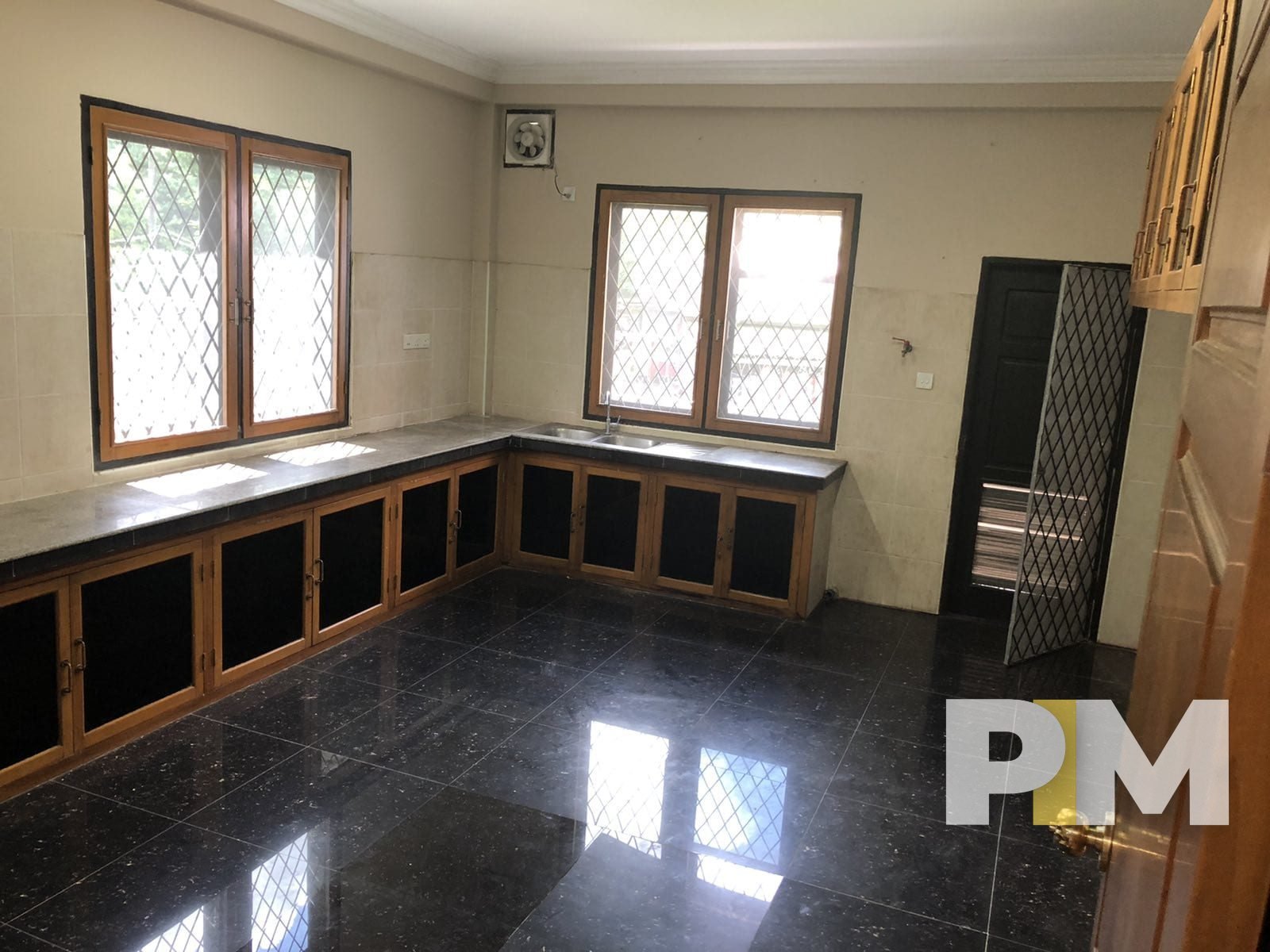 kitchen in house for rent in yangon