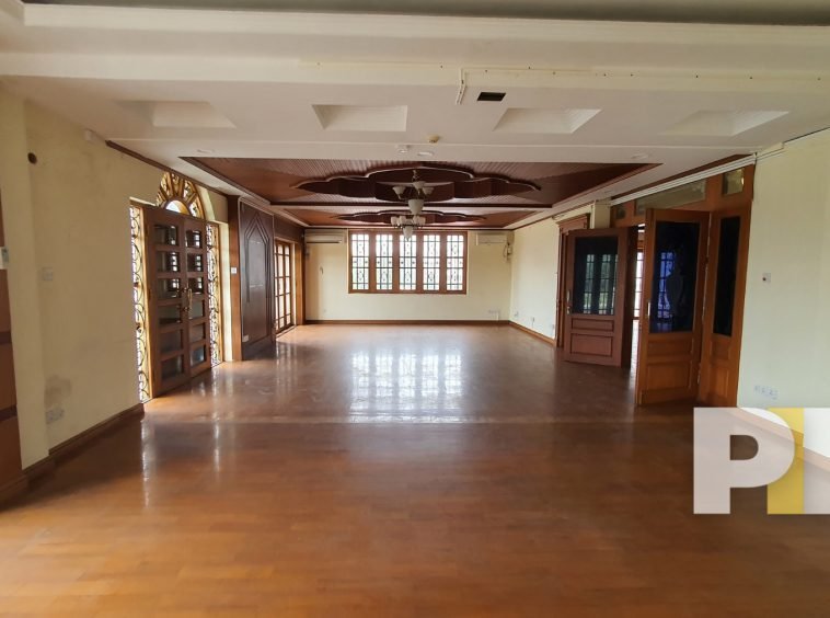 large rectangle room - building for rent in yangon