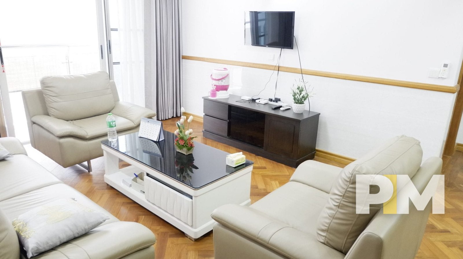 living room - real estate for rent in yangon