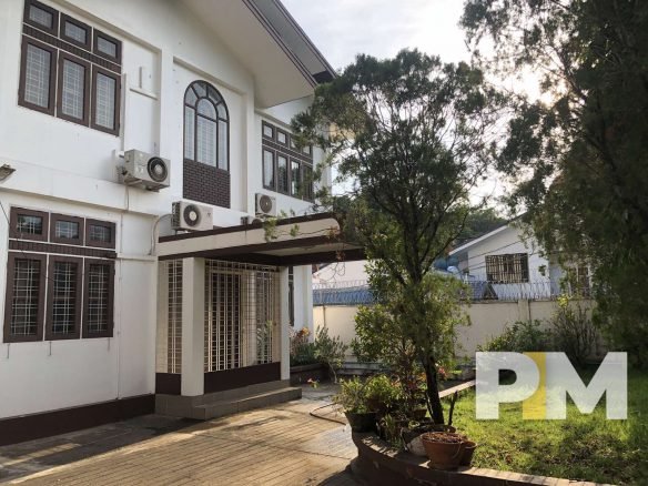 outside of house - myanmar real estate