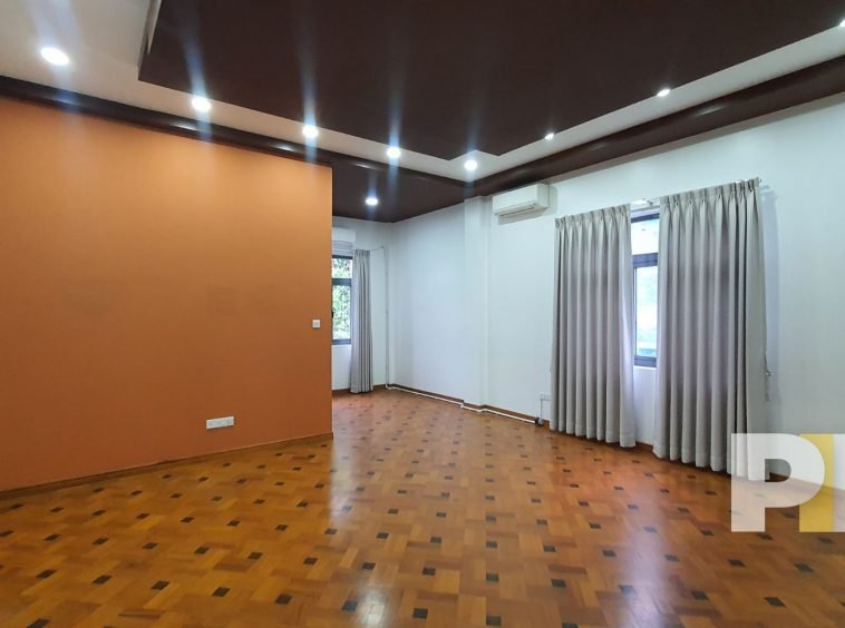 large room - house for rent in myanmar