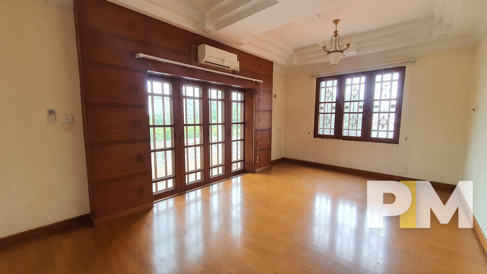 room with chandelier - real estate in yangon