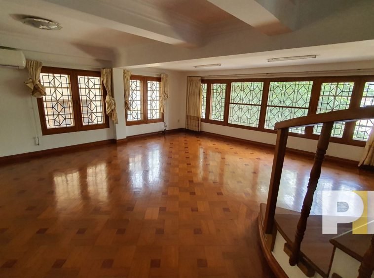 large room - office space for rent in yangon