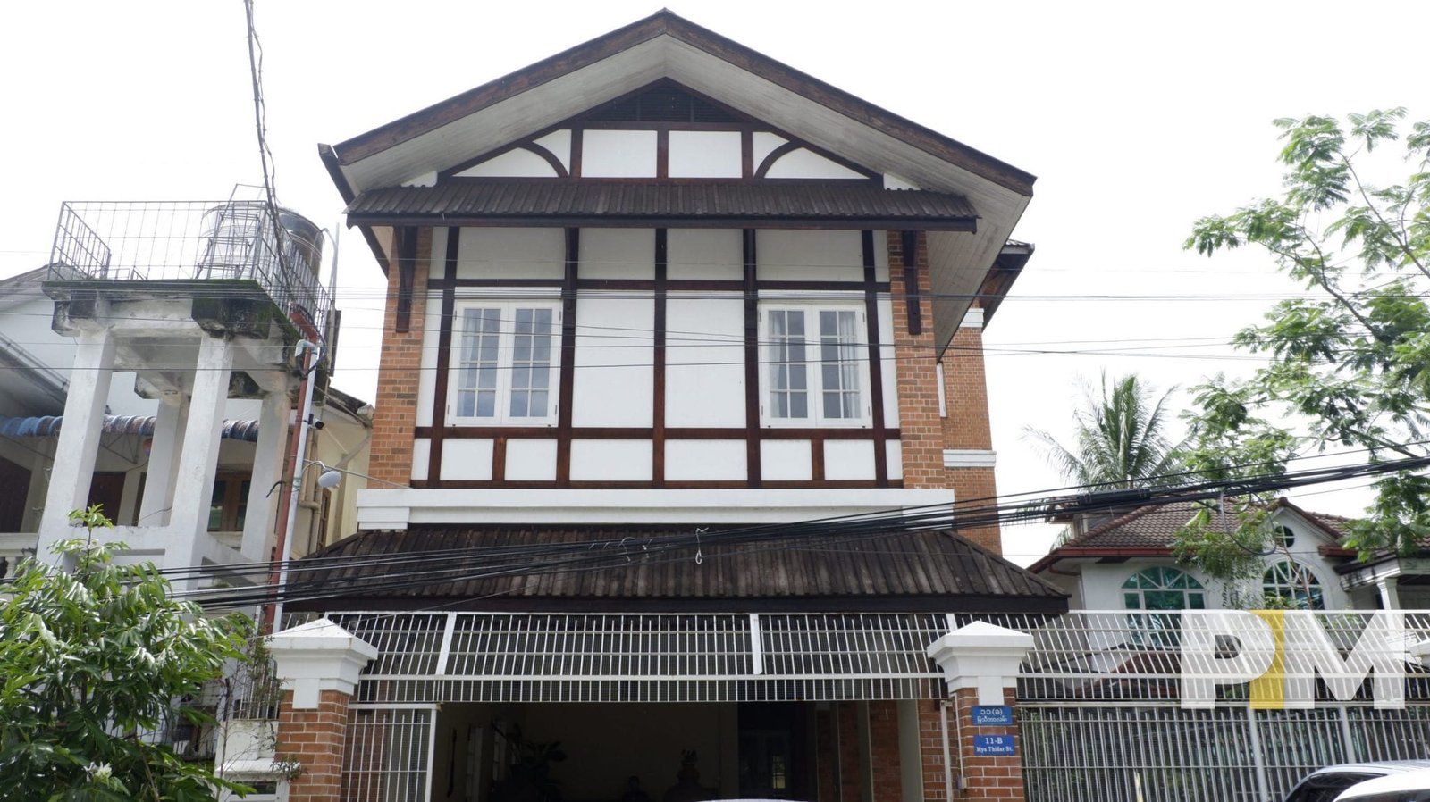 Front view - house for rent in Yankin
