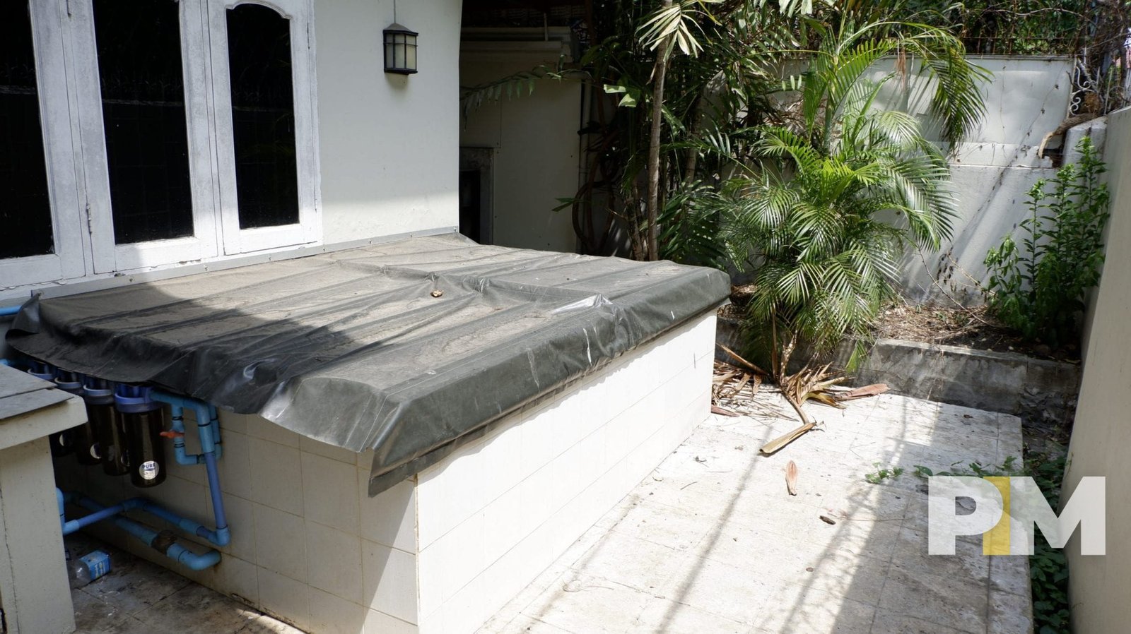 backyard with water storage - properties in Yangon