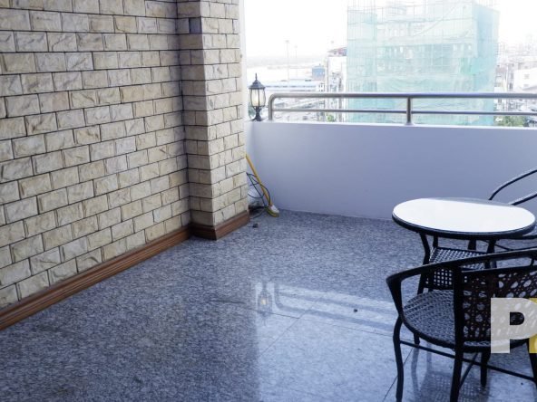 balcony with seat - Yangon Real Estate