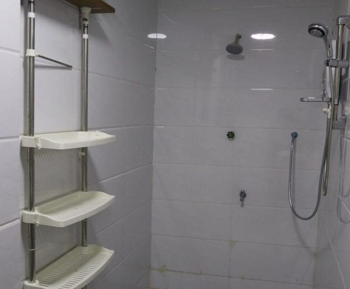 bathroom with tub - Yangon Real Estate