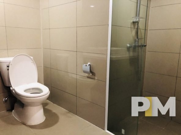 bathroom with tub - properties in Yangon
