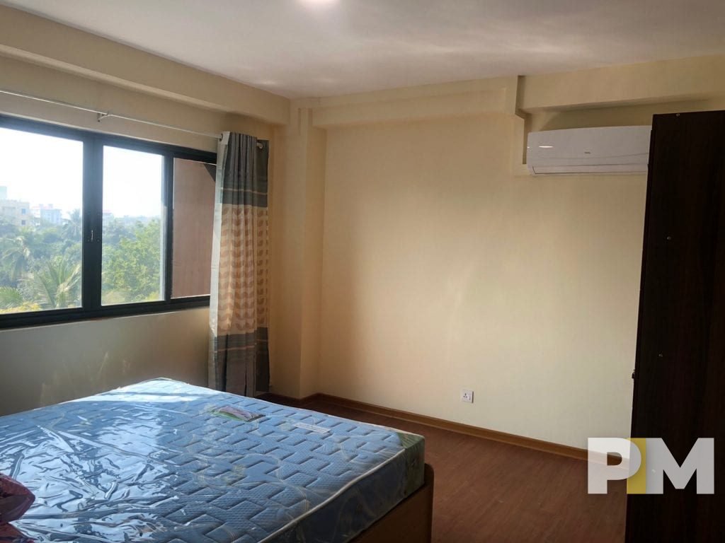 bedroom with air conditioning - property in Yangon
