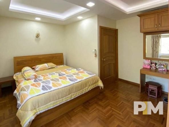 bedroom with vanity mirror - Yangon Real Estate