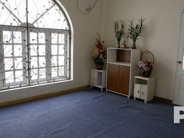 bedroom with wardrobe - Real Estate in Myanmar