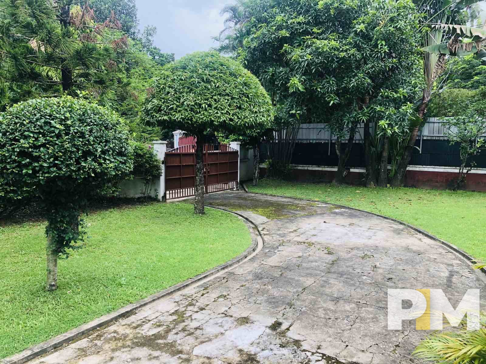entrance with driveway - property in Yangon