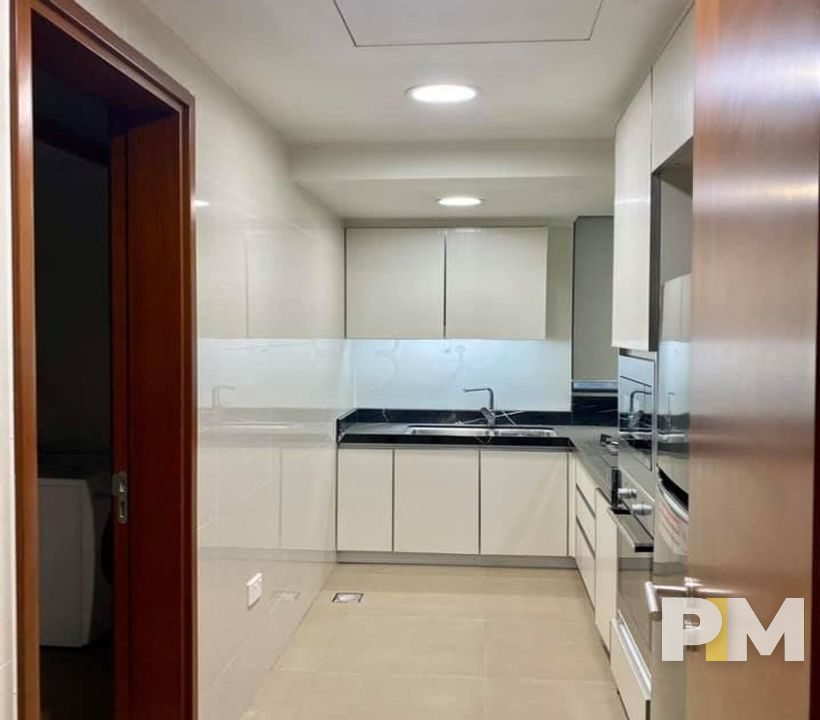 kitchen with modern appliances - Condo for rent in Kamayut