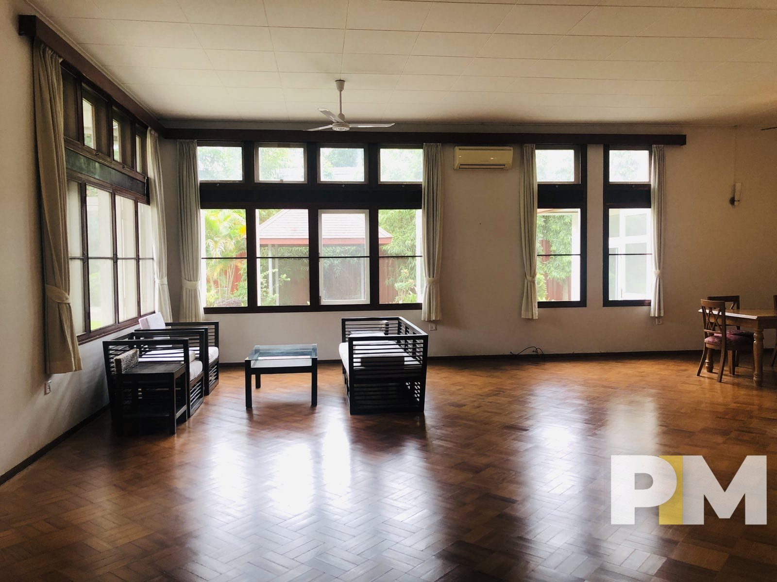 living room with coffee table - Real Estate in Yangon