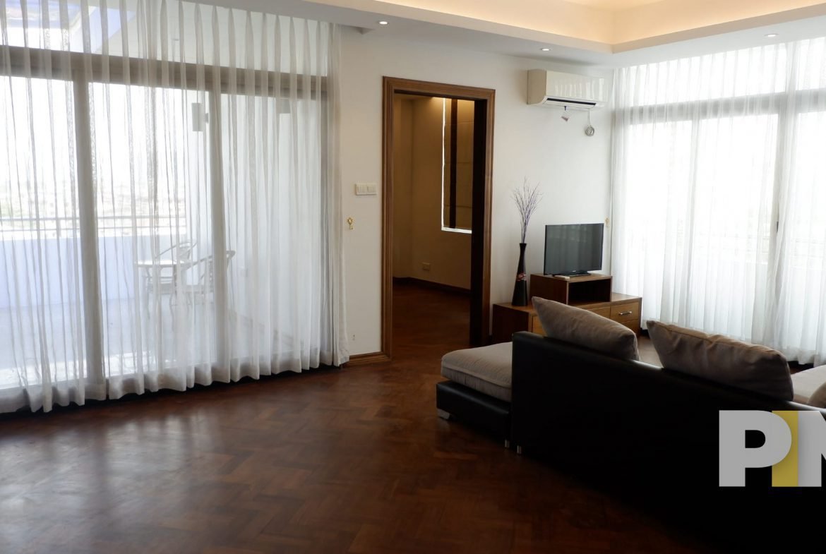 living room with soda - Yangon Real Estate