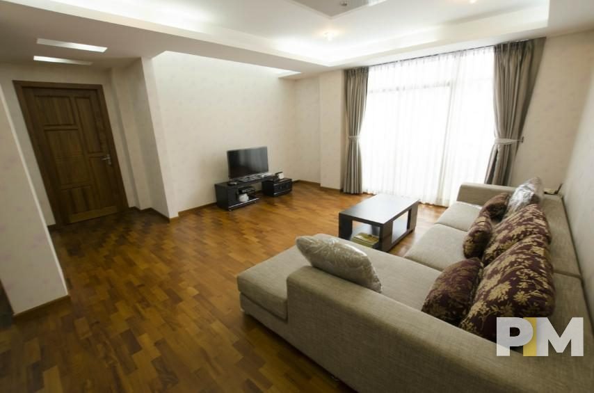 living room with sofa - Real Estate in Yangon