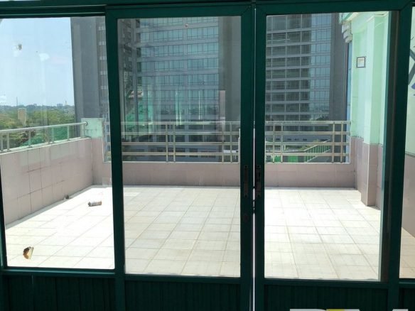 room with balcony - property in Yangon