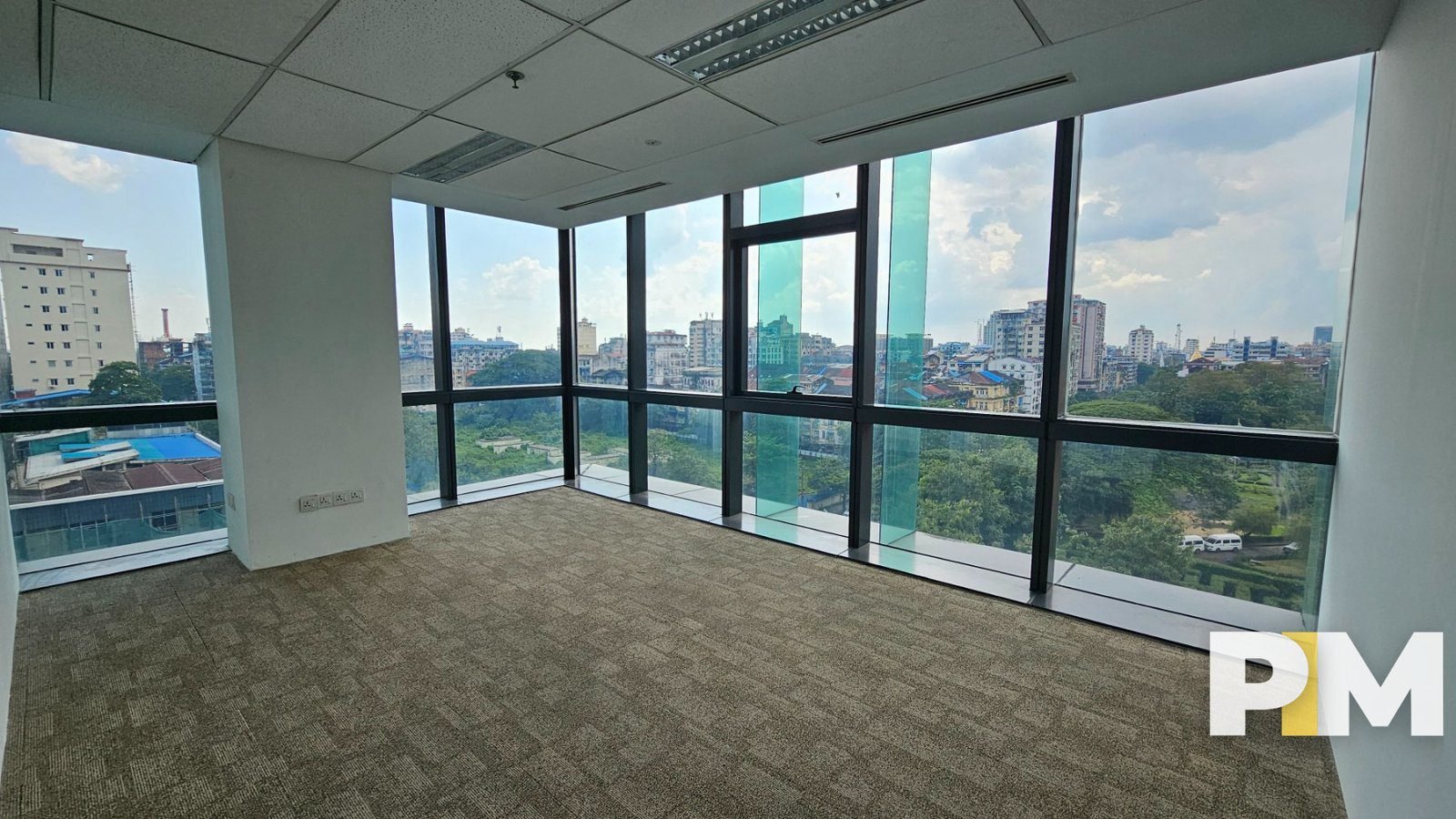 Property for rent in UFC Office Tower Downtown