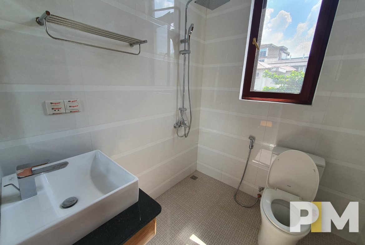bathroom with tub - Yangon Property