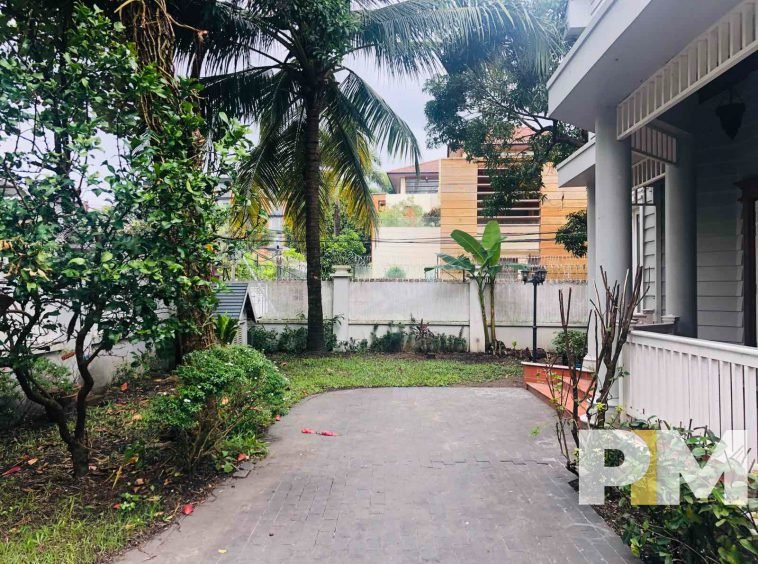 garden with driveway - Yangon Real Estate