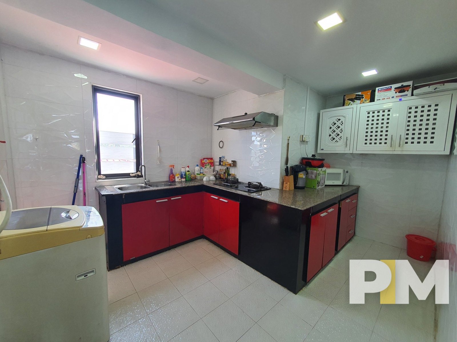 kitchen with cabinets - Condo for rent in Yankin