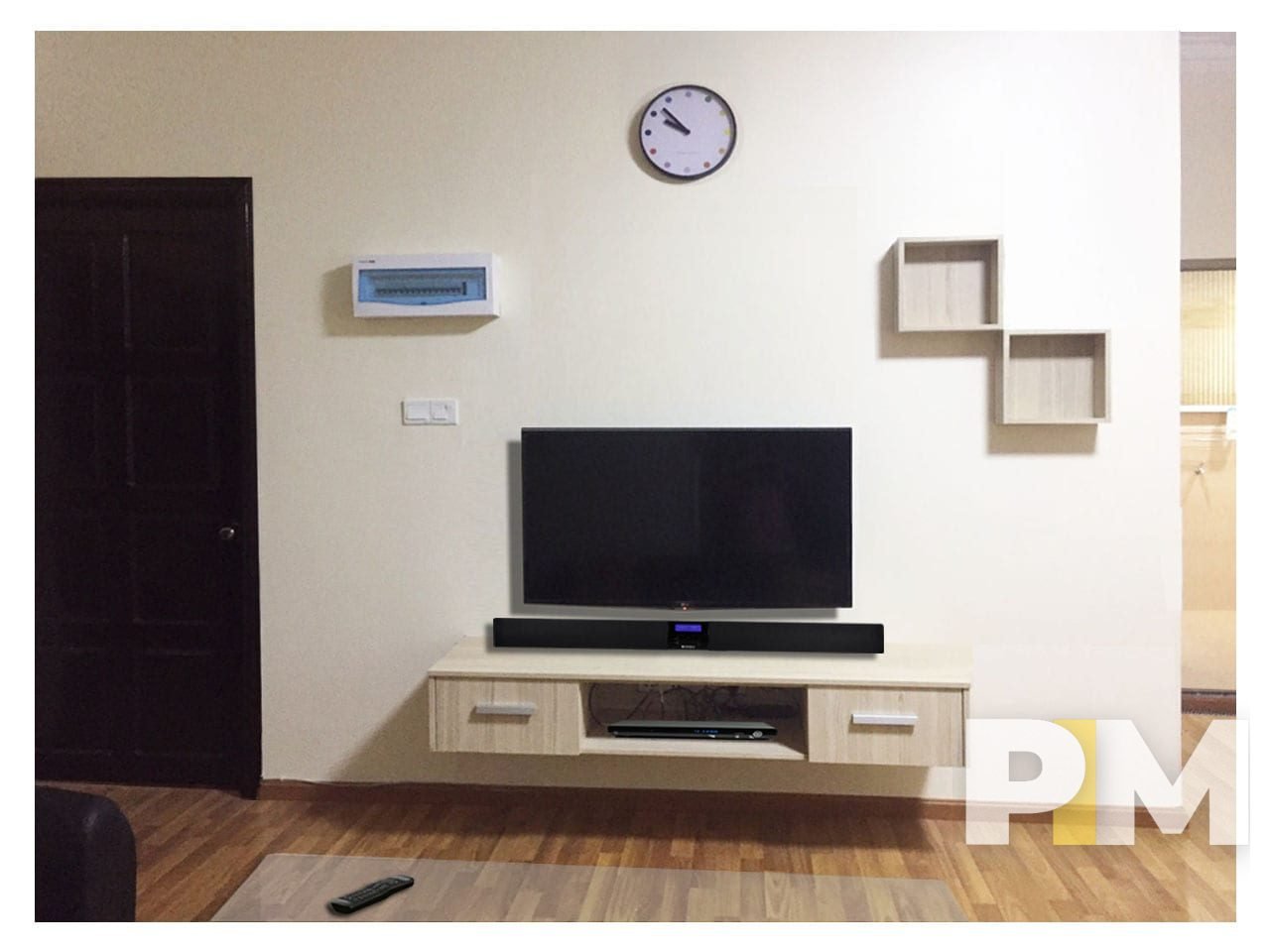 living room with TV - Condo for rent in Bahan