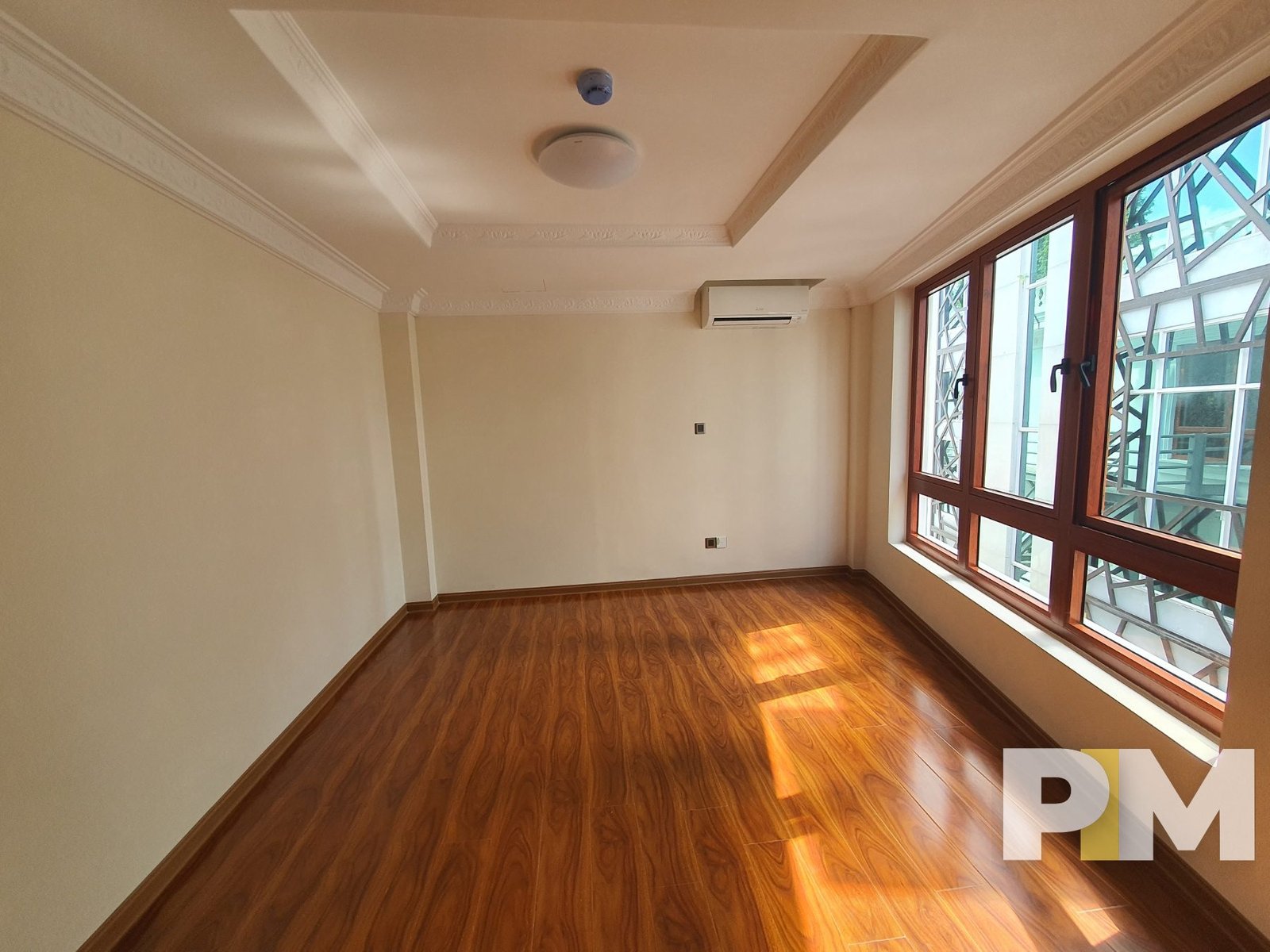 room with air conditioner - Condo for rent in Bahan