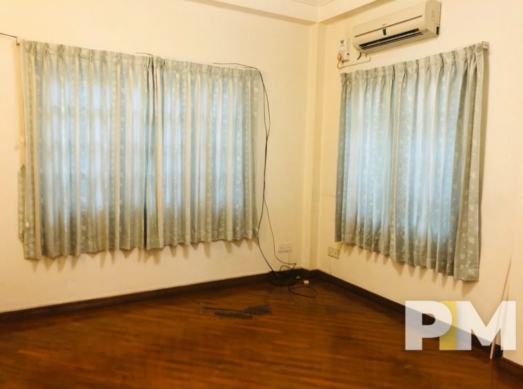 room with air conditioner - Real Estate in Yangon