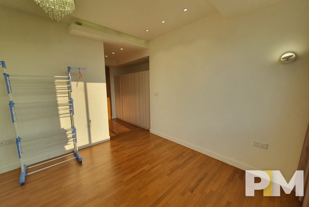 room with ceiling light - Yangon Property