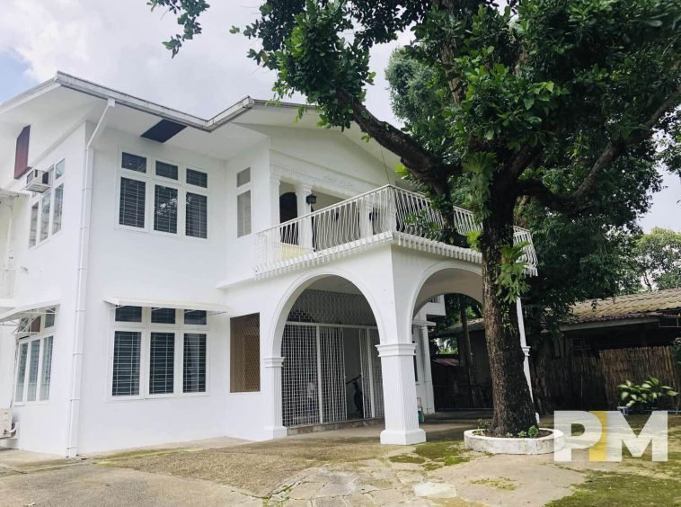 House for rent in Mayangone