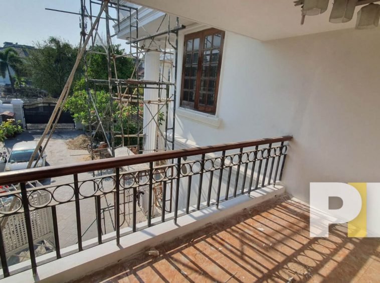 balcony - Rent in Yangon