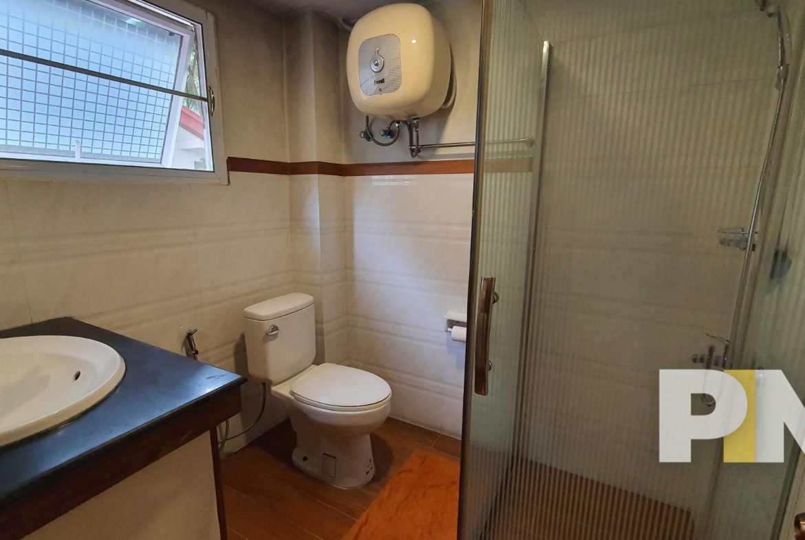 bathroom with tub - Serviced Apartments in Yangon