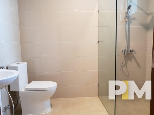 bathroom with tub - Yangon Property