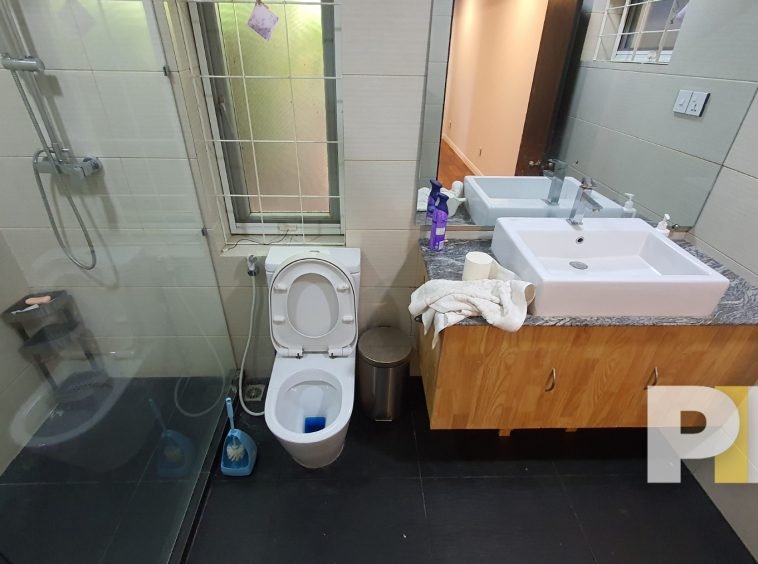 bathroom with tub - Yangon Property