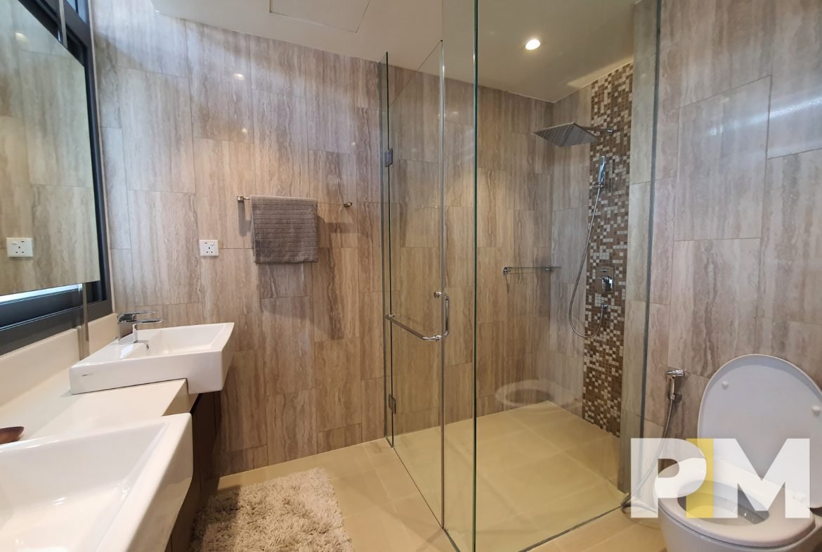 bathroom with tub - Yangon Property