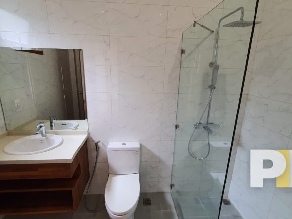 bathroom with tub - Yangon Real Estate