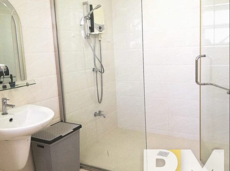 bathroom with tub - properties in Yangon