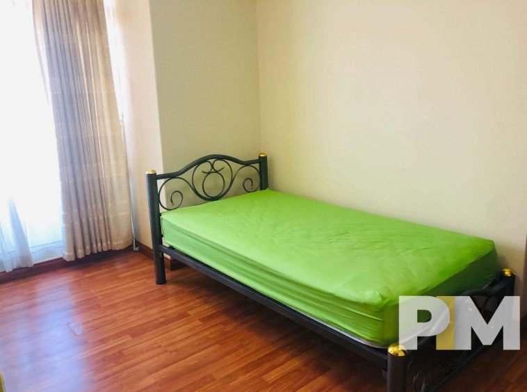 bedroom with bed and mattress - Condo for rent in Yawmingyi