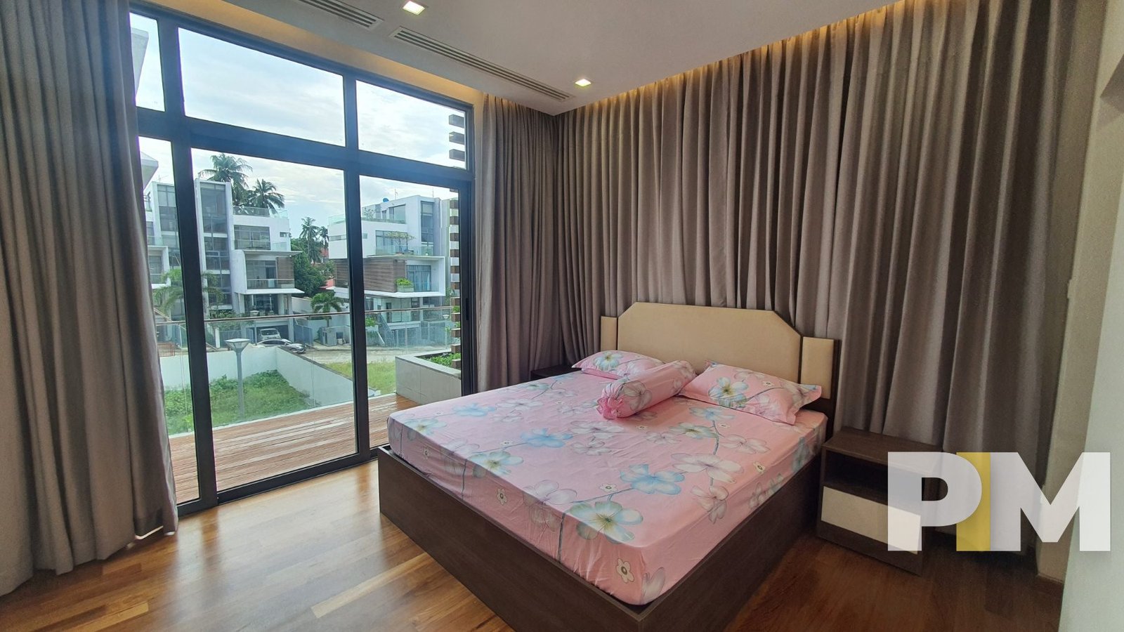 bedroom with bed and mattress - Rent in Yangon