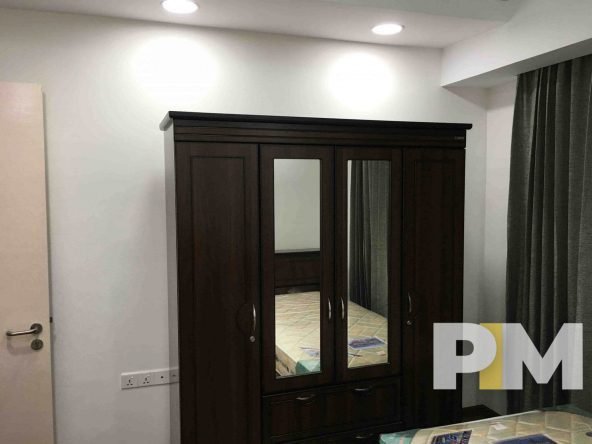 bedroom with closet - Real Estate in Myanmar
