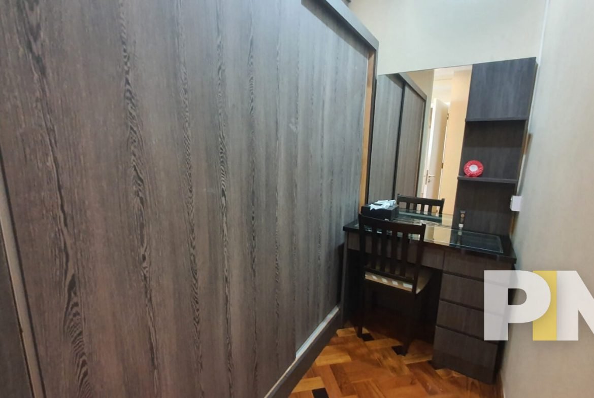 bedroom with closet - Rent in Myanmar