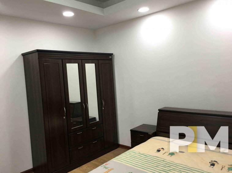 bedroom with closet - Rent in Yangon