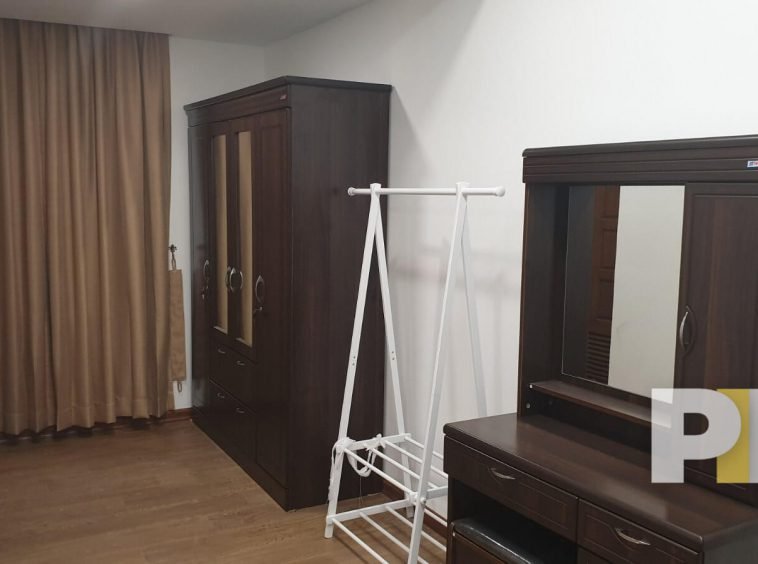 bedroom with vanity mirror - Yangon Real Estate
