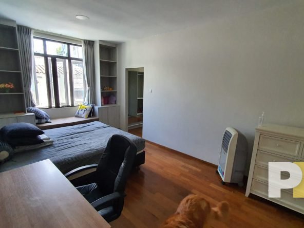 bedroom with working desk - Yangon Property