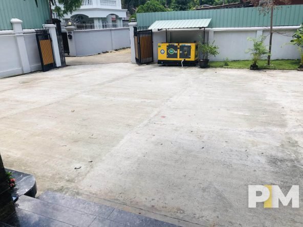 car parking - Real Estate in Yangon