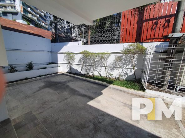 car parking space - Home Rental Yangon